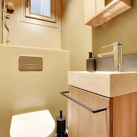 Apartment Modern Elegance With 2 Lounges - Arc De Triomphe *